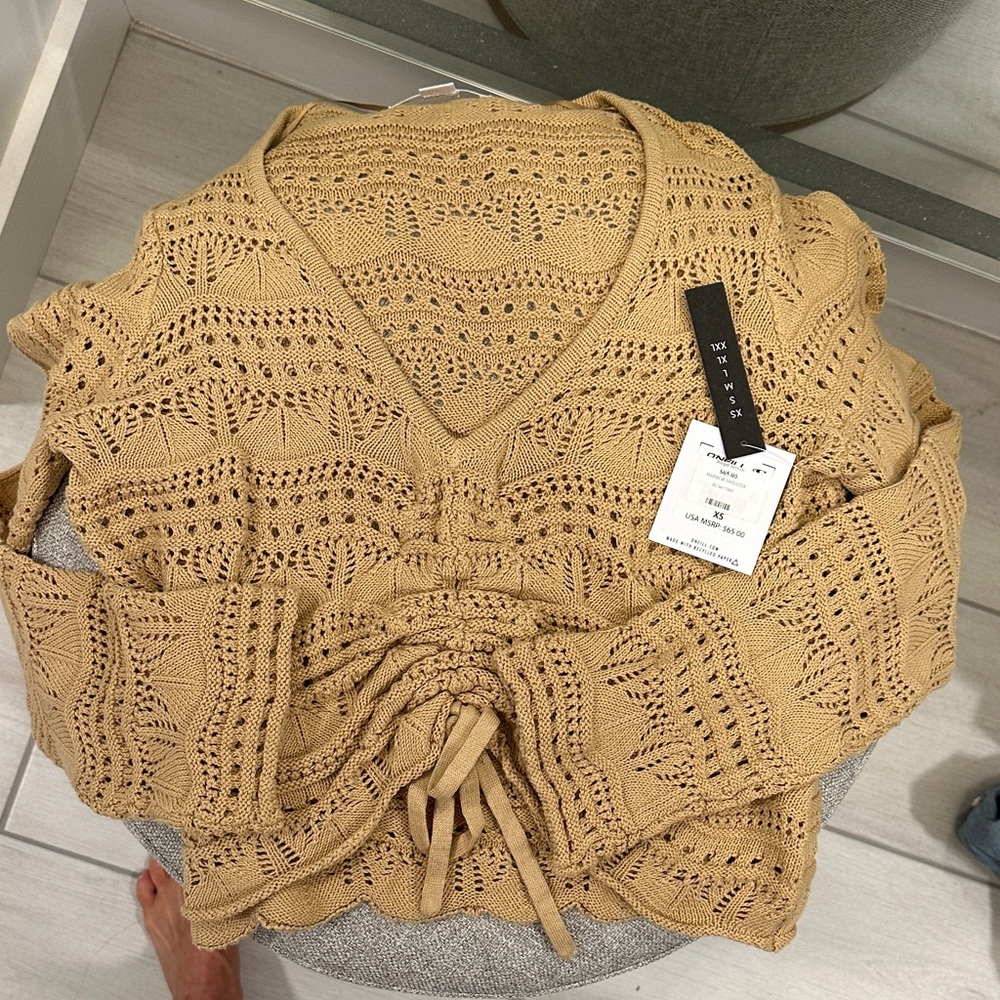 O'Neill Tan V-Neck Sweater - Picture 1 of 1